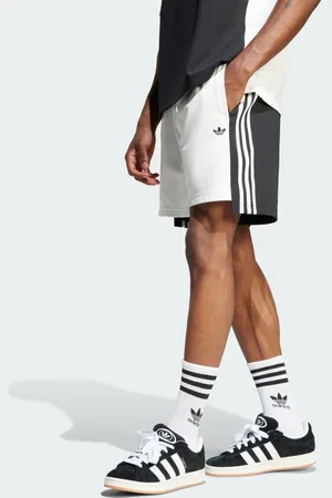 adidas Originals R3CD Shorts Men L