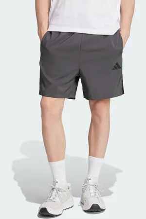 adidas Essential 3-Stripes Chelsea Shorts Men XS