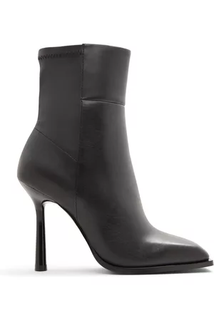 priella ankle boot