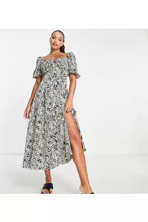Missguided Milkmaid midaxi dress with puff sleeve in animal print