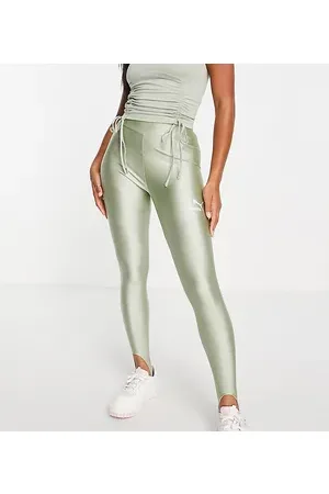 Puma - Studio Granola sculpted leggings with v-waistband in muted  khaki-Green