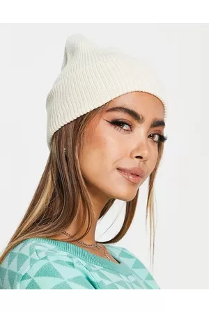 Pieces Ribbed beanie in cream