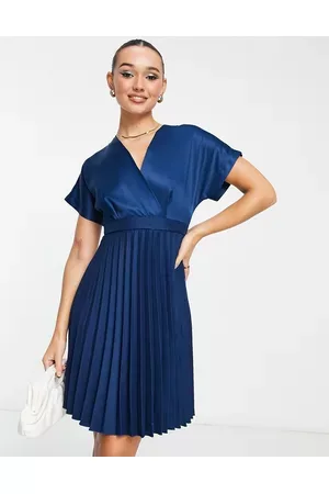Closet Wrap front pleated midi skater dress in