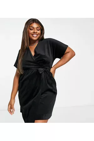 Closet Kimono sleeve velvet mini dress with wrap tie in