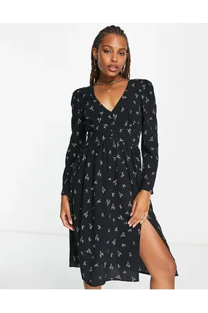 Monki Button detail midi dress in floral bouquet print