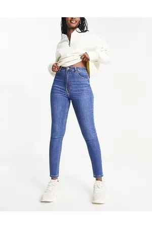 Bershka Comfort fit mom jean in mid