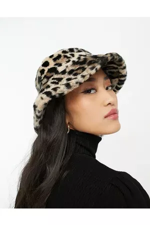 Monki Women Hats - Faux fur bucket hat in leopard print