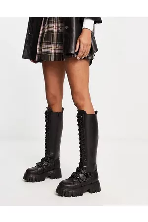Buffalo Lion chunky knee boots with chain in