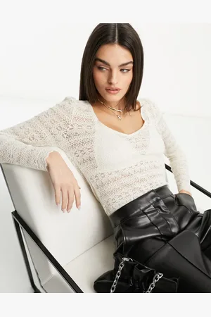 VILA V-neck lace long sleeved top in cream