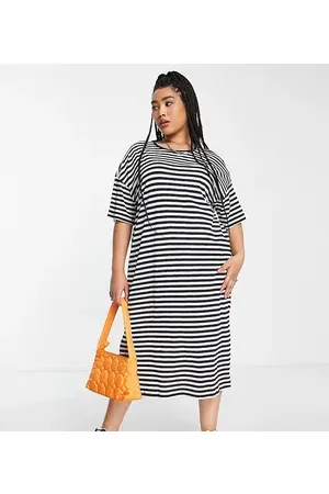 Noisy May Midi t-shirt dress in black and white stripe