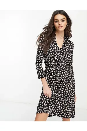 French Connection Printed tie waist jersey dress in black