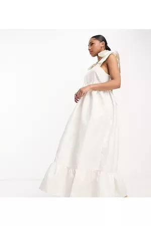 Pieces Exclusive Bride To Be tiered jacquard maxi dress with oversized bow cami sleeves in