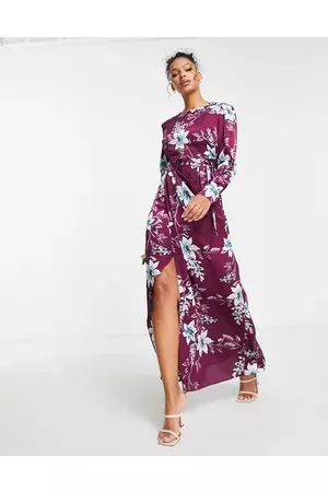 Liquorish Women Printed Dresses - Satin modest maxi dress in wine placement floral