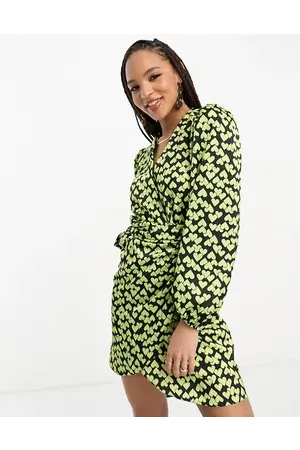 New Look Women Casual Dresses - Heart print wrap mini dress in