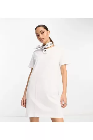 ONLY Mini t-shirt dress in