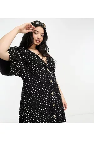 ASOS ASOS DESIGN Curve flutter sleeve mini tea dress with buttons in mono spot