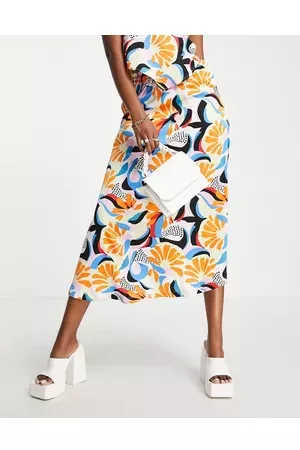 Urban classics Women Printed Skirts - Coord high waisted satin midi skirt in floral print