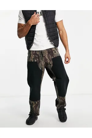 Carhartt Double knee relaxed straight fit trousers in camo