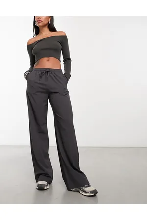 Stradivarius Tailored pull on trouser in