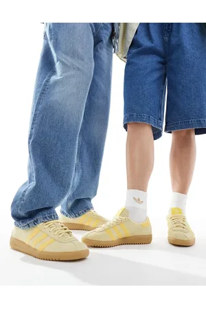 adidas Bermuda trainers in