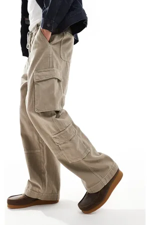 Bershka Straight leg cargo trouser in camel