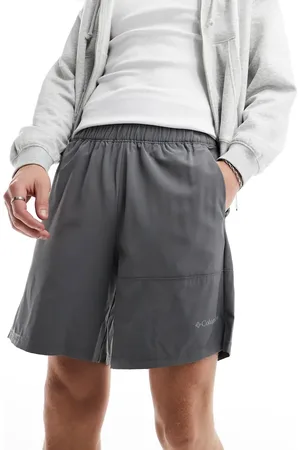 Columbia Hike block shorts in