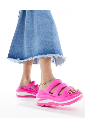 Crocs Mega crush 3 strap sandals in crush