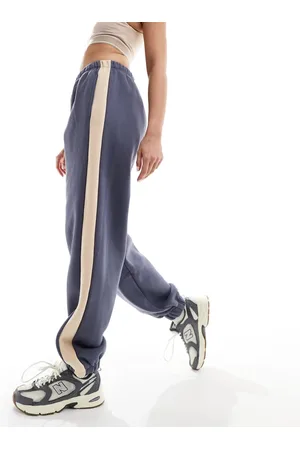 Edikted Saturn Oversized Sweatpants washed