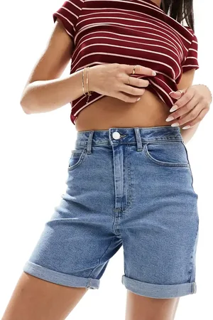 VILA Denim shorts with turn up in light wash