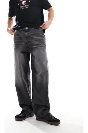 Bershka Skater fit jeans in