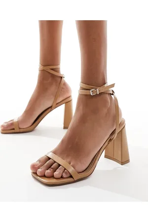 Simmi London Simmi London Bia strappy block heeled sandal in beige