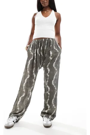 Pull&Bear Relaxed trouser co-ord in khaki tie dye