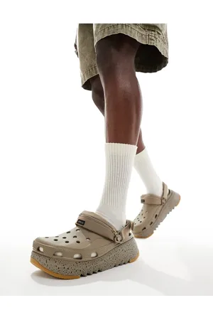 Crocs Unisex classic hiker clogs in khaki