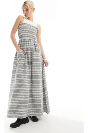 Daisy Street Shirred bust maxi dress in textured check with rosette detail