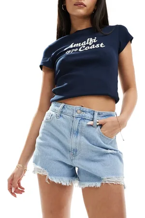 Hollister High rise mom short in light wash with frayed hem