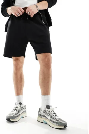 Weekday Jersey shorts in