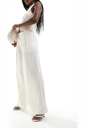 Pimkie Linen blend tailored straight leg trousers in ecru