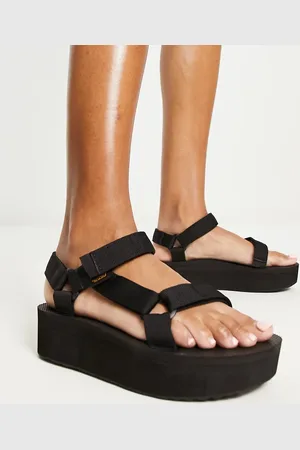 Teva Universal flatform sandals in