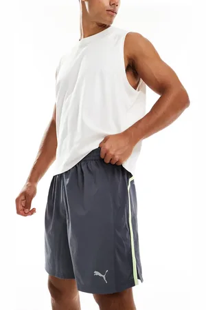 PUMA Run Favourite Velocity 7"" shorts in
