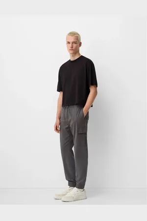 Bershka Straight leg cargo in dark