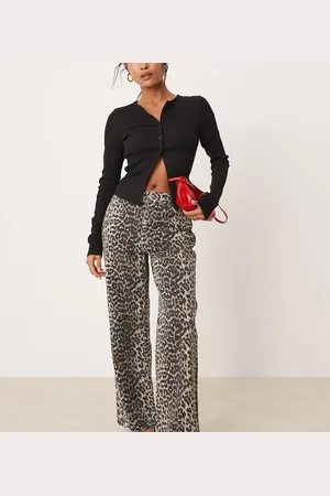 New Look Wide leg jeans in leopard print