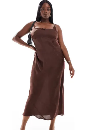 ASOS ASOS DESIGN Curve jacquard bra detail ruched bust cami midi slip dress in chocolate