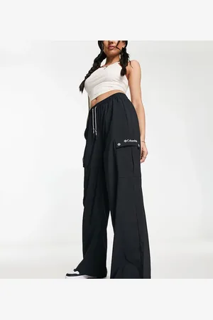 Columbia Silver Ridge oversized cargo jogger in black exclusive to ASOS