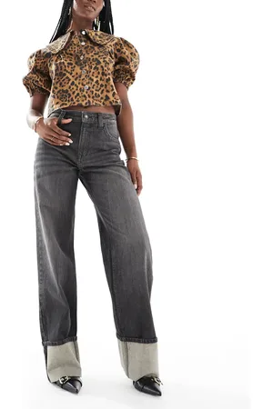 Bershka Turn up wide leg jeans in dirty washed