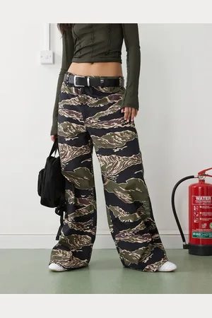 COLLUSION Camo skate pant in