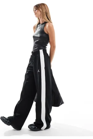 Jordan Knit track pants in and white
