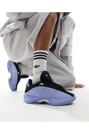 adidas IIInfinity 130 trainers in and black