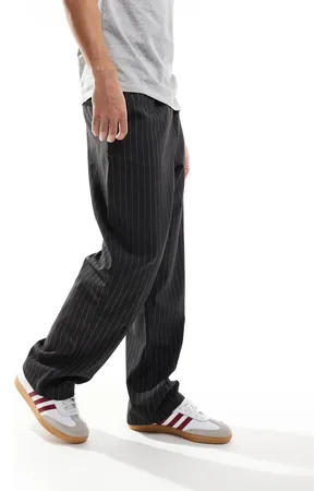Bershka Wide leg pinstripe trouser in grey