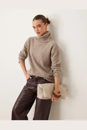 New Look Roll neck jumper in mink