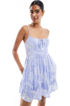 Hollister Shirred detail tie back short dress with shirred bust detail in paisley print